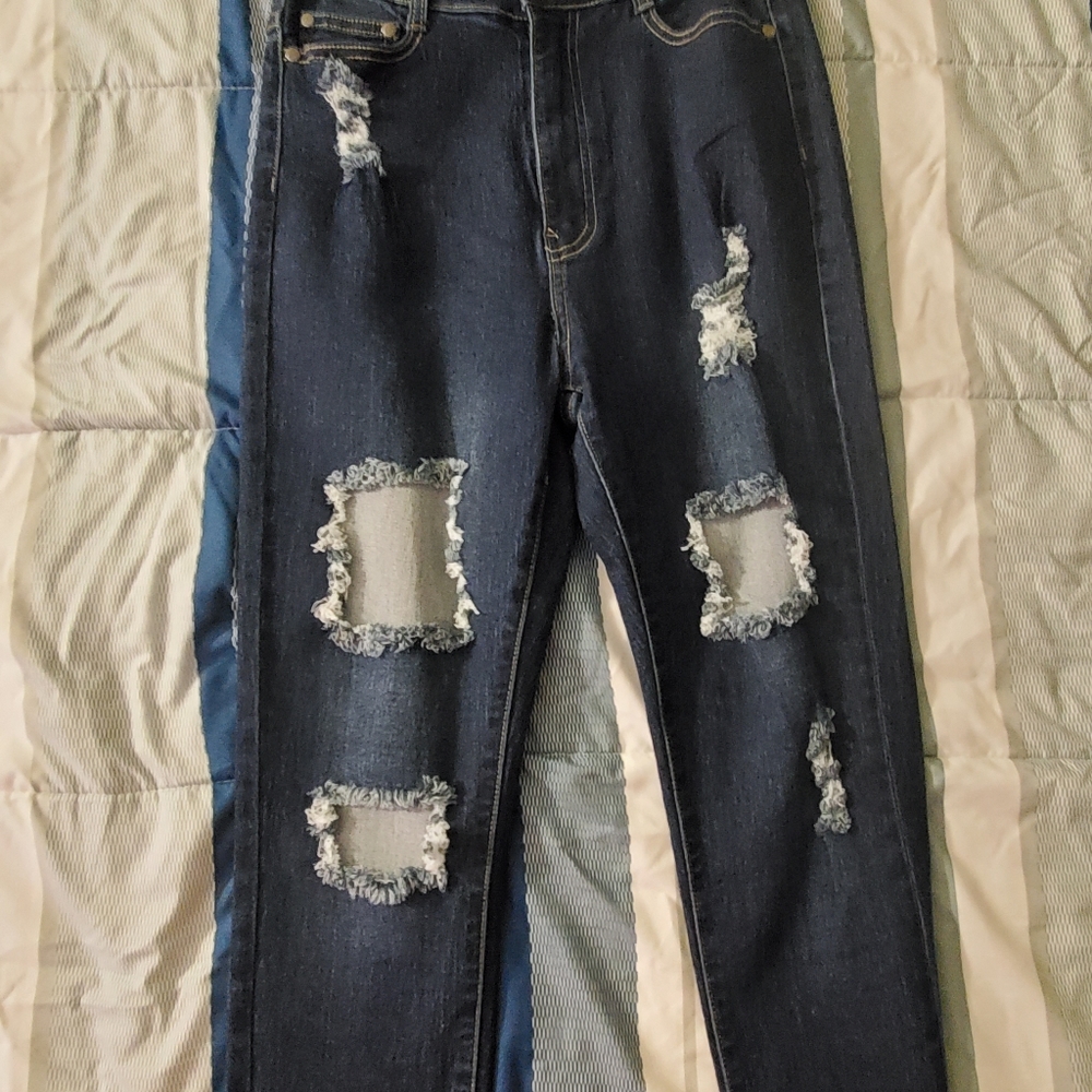Jeans - Picture 2 of 6